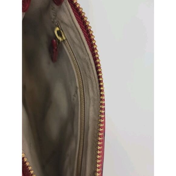 BRAHMIN Melbourne Betty Lacquer Red Glossy Zip Wristlet Clutch Red NWOT Has Card - Picture 7 of 16